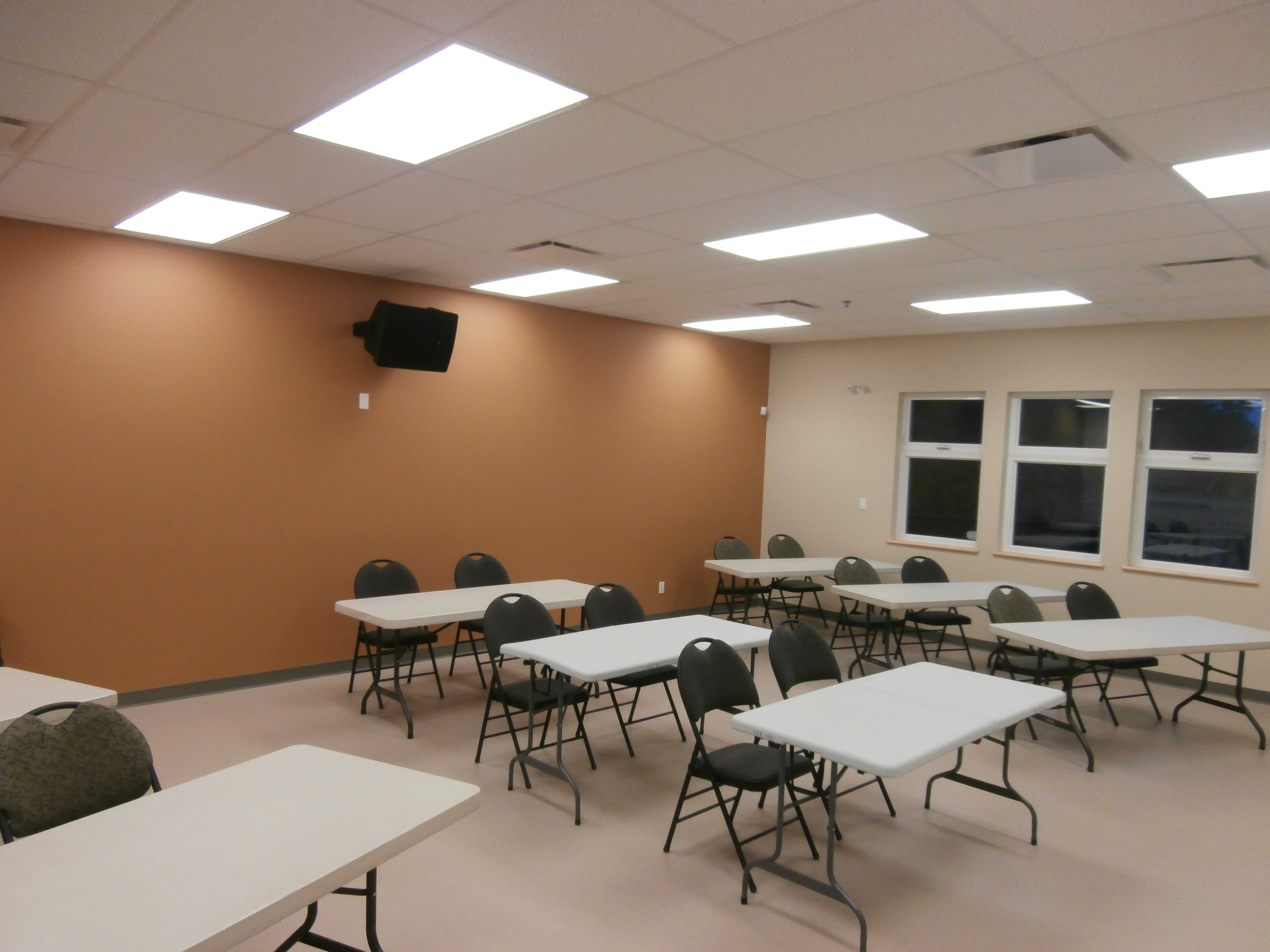 Room set up: table and chairs