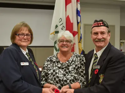 Mayor-Sylvia-Pranger-and-Royal-Canadian-Legion-Branch-32---First-Poppy-2024---Portrait.jpg